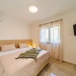 - Island Of Korcula, Villa Vela Luka