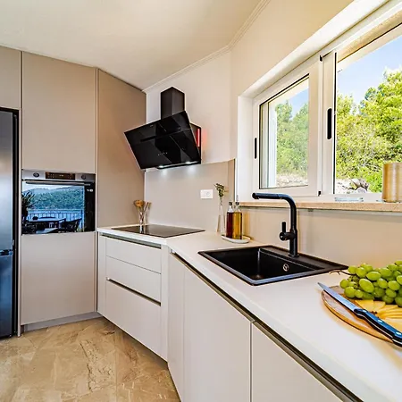 - Island Of Korcula, Villa