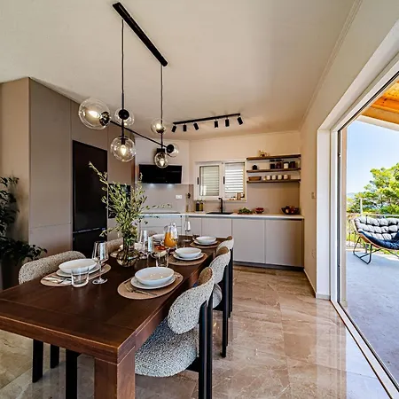 - Island Of Korcula, Villa